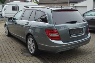 MERCEDES-BENZ C 200 – Fahrzeugbild 5
