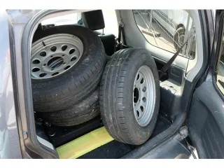SUZUKI Jimny – Fahrzeugbild 5