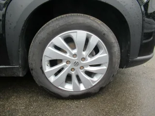 SUZUKI SX4 – Fahrzeugbild 11