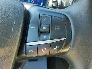 FORD Kuga – Fahrzeugbild 14