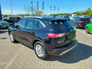 FORD Kuga – Fahrzeugbild 5