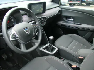 DACIA Jogger – Fahrzeugbild 10