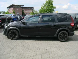 DACIA Jogger – Fahrzeugbild 3