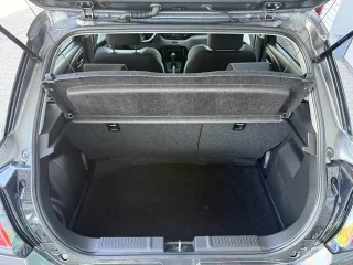 SUZUKI SWIFT – Fahrzeugbild 8
