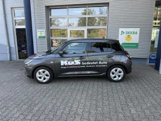 SUZUKI SWIFT – Fahrzeugbild 4