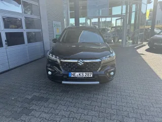 SUZUKI S-CROSS – Fahrzeugbild 3