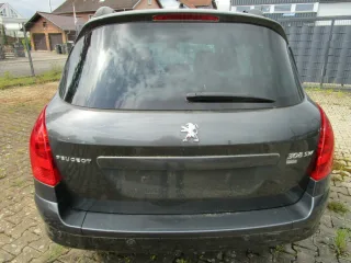PEUGEOT 308 – Fahrzeugbild 6