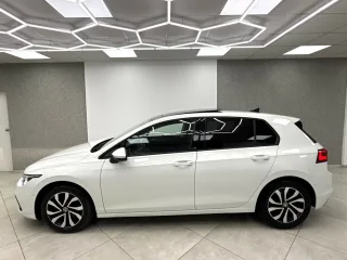 VW Golf – Fahrzeugbild 3