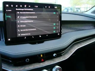 SKODA Superb – Fahrzeugbild 13