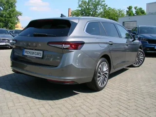SKODA Superb – Fahrzeugbild 3