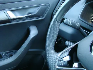 SKODA Karoq – Fahrzeugbild 9