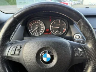 BMW X1 – Fahrzeugbild 9