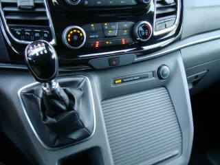 FORD Tourneo – Fahrzeugbild 12