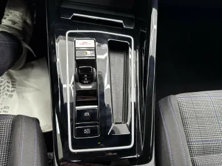 VW Golf – Fahrzeugbild 8
