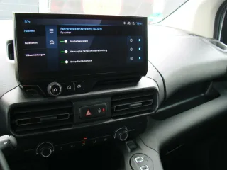 PEUGEOT Partner – Fahrzeugbild 12