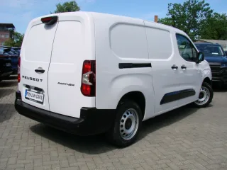 PEUGEOT Partner – Fahrzeugbild 3