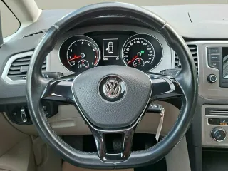 VW Golf – Fahrzeugbild 11