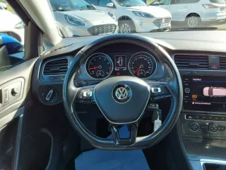 VW Golf – Fahrzeugbild 12