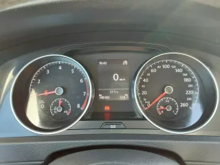 VW Golf – Fahrzeugbild 15