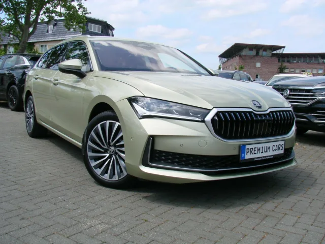 SKODA Superb gebraucht kaufen