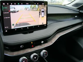 SKODA Superb – Fahrzeugbild 11