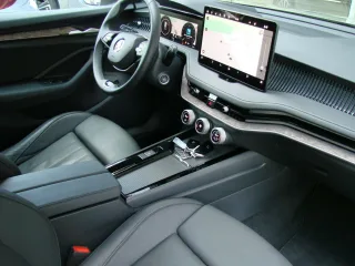 SKODA Superb – Fahrzeugbild 15