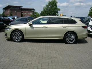SKODA Superb – Fahrzeugbild 5