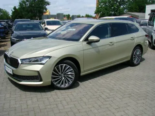 SKODA Superb – Fahrzeugbild 8