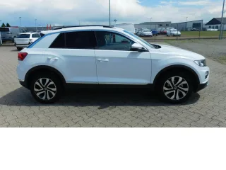 VW T-Roc – Fahrzeugbild 2