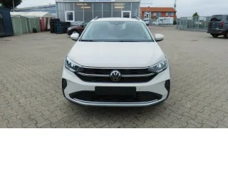 VW Taigo – Fahrzeugbild 3