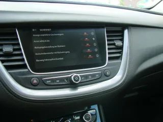 OPEL Grandland – Fahrzeugbild 14