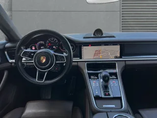 PORSCHE Panamera – Fahrzeugbild 11