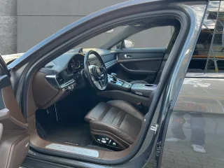PORSCHE Panamera – Fahrzeugbild 5