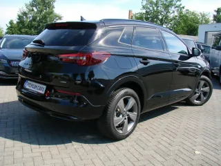 OPEL Grandland – Fahrzeugbild 3