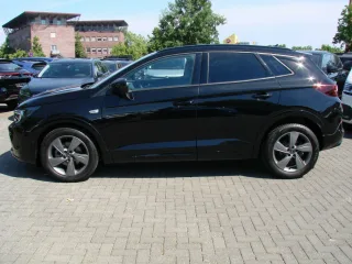 OPEL Grandland – Fahrzeugbild 5