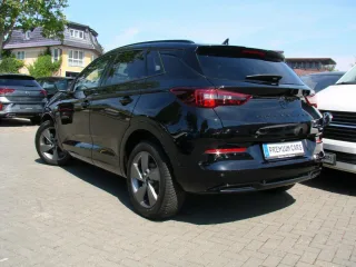 OPEL Grandland – Fahrzeugbild 6