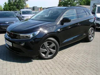 OPEL Grandland – Fahrzeugbild 8