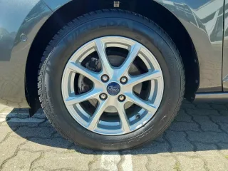 FORD FIESTA – Fahrzeugbild 5
