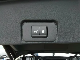 NISSAN X-Trail – Fahrzeugbild 10