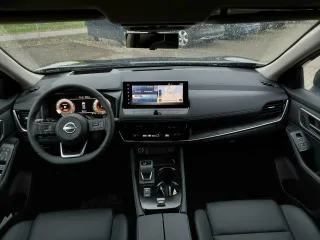 NISSAN X-Trail – Fahrzeugbild 11