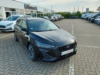 FORD Focus – Fahrzeugbild 2