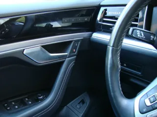 VW Touareg – Fahrzeugbild 9