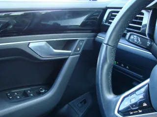 VW Touareg – Fahrzeugbild 9
