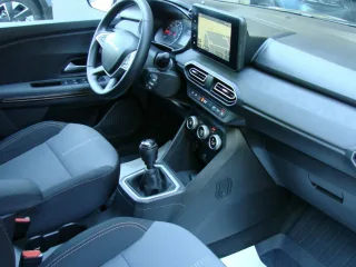 DACIA Jogger – Fahrzeugbild 15