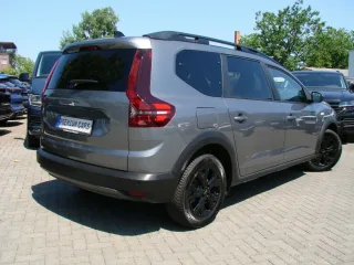 DACIA Jogger – Fahrzeugbild 3