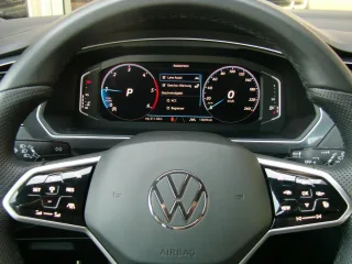 VW Tiguan – Fahrzeugbild 10