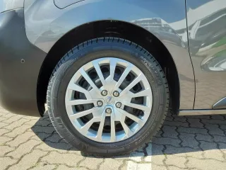 OPEL VIVARO-E – Fahrzeugbild 5