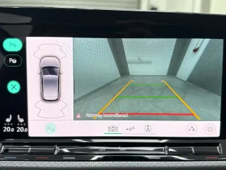 VW Golf – Fahrzeugbild 8