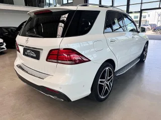 MERCEDES-BENZ GLE – Fahrzeugbild 2