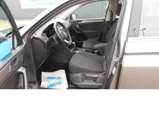 VW Tiguan – Fahrzeugbild 10